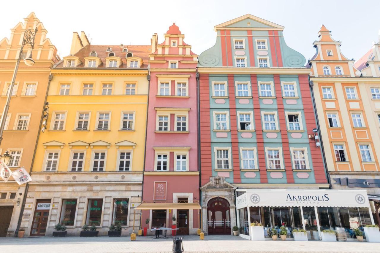 Rynek 20/21 -Cosy New Apartment On The Market Square - 4 Bedrooms - 8 People วรอตซวาฟ ภายนอก รูปภาพ