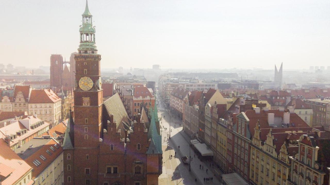 Rynek 20/21 -Cosy New Apartment On The Market Square - 4 Bedrooms - 8 People วรอตซวาฟ ภายนอก รูปภาพ